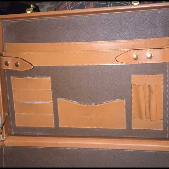 I don’t use this it’s useless - Picture 2 of 4